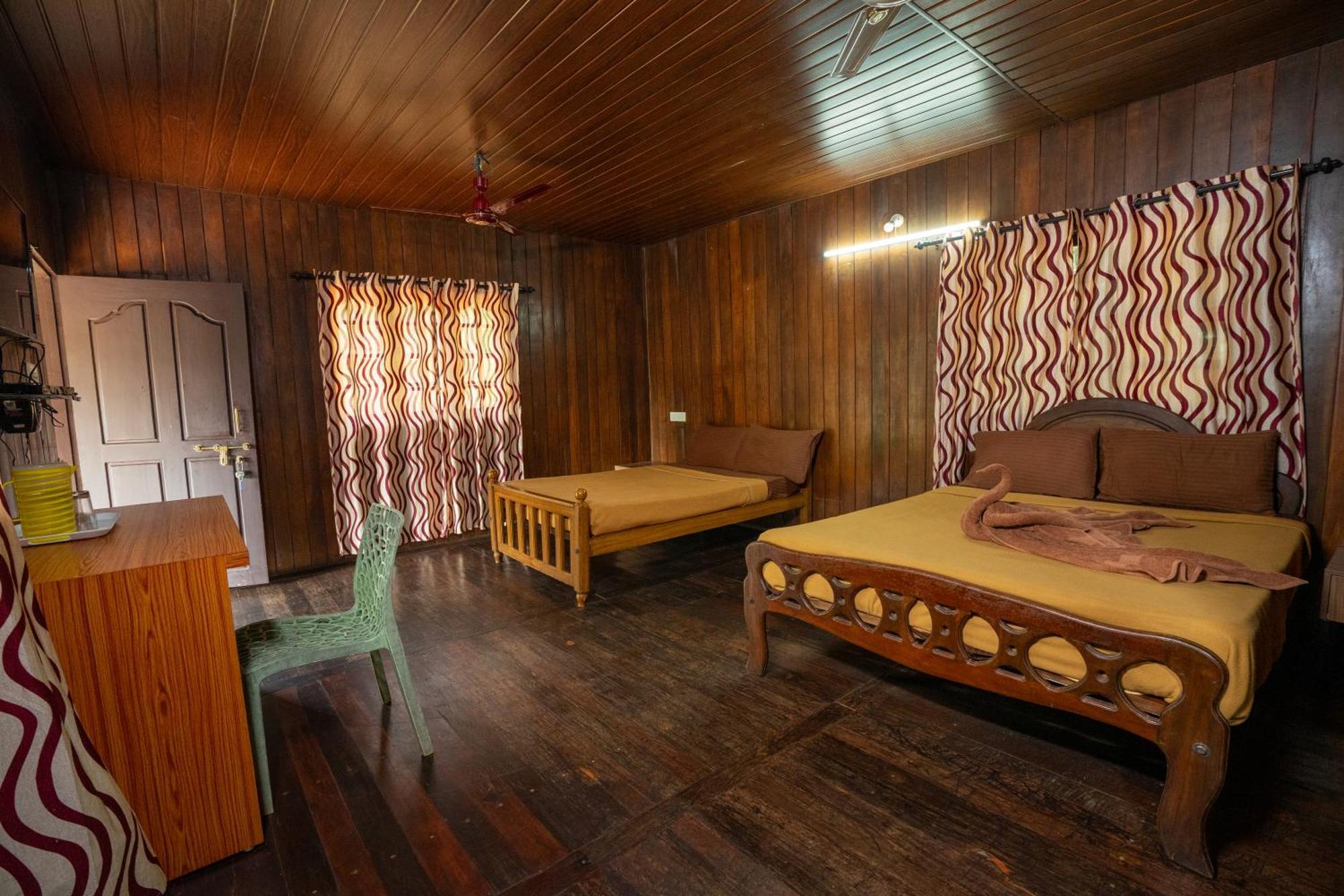 Hill Valley Farm House Nelliyampathy Exterior foto